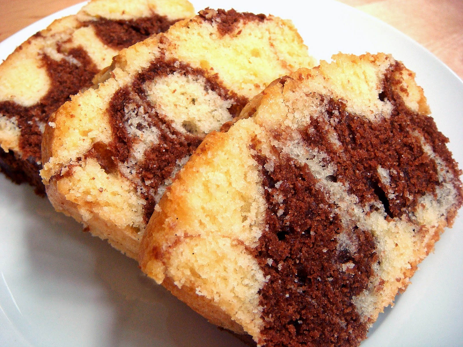 Rainny's Journal Sour Cream Marble Cake