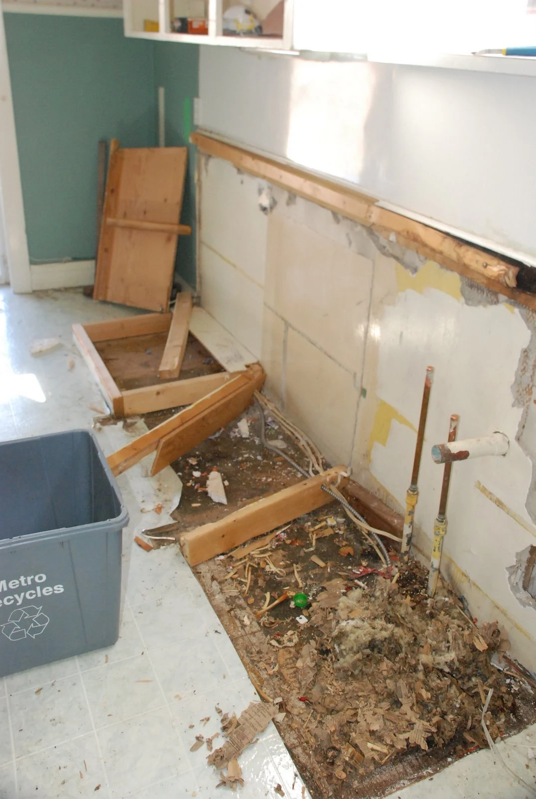 diy kitchen demolition, diy kitchen renovation, kitchen remodel