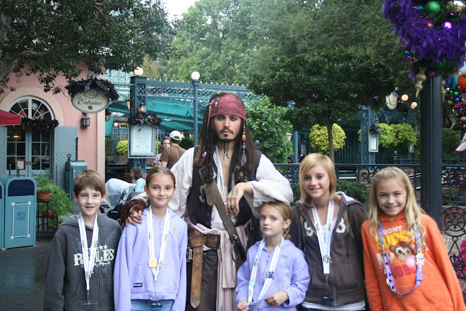Capt. Jack Sparrow w/the kids