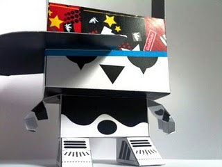 [philtoys-gubigubi-papertoy.jpg]
