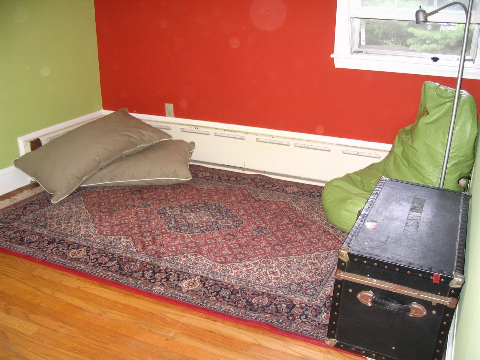 [Room2.jpg]