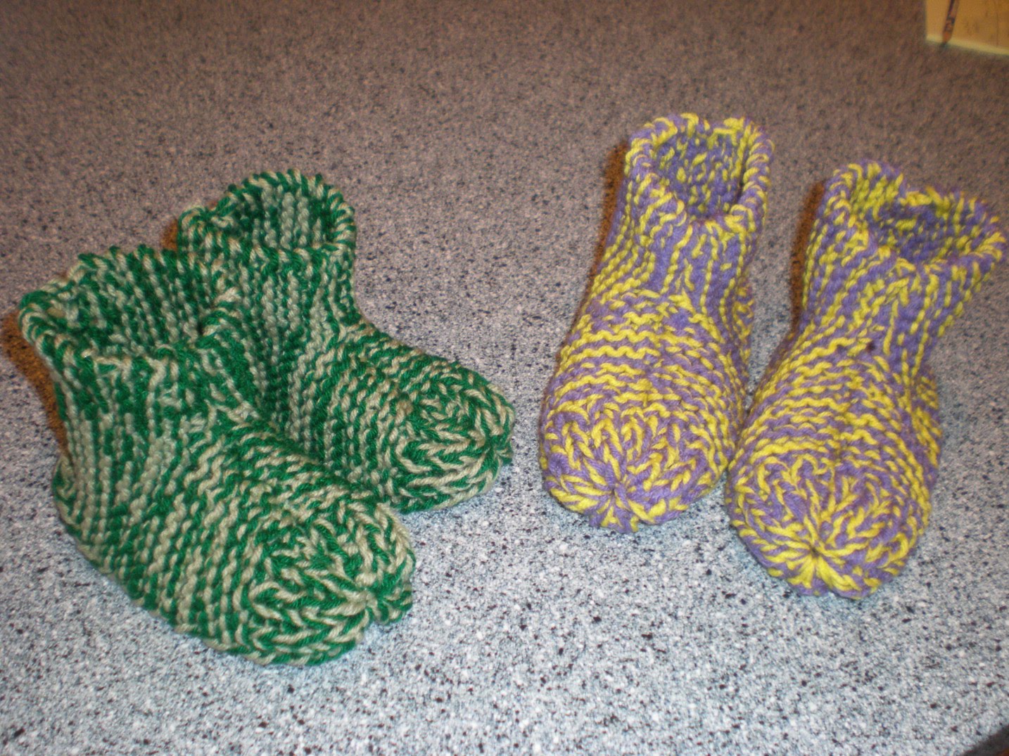 35+ Free Slipper Patterns: {Knit, Crochet, Sewing} : TipNut.com