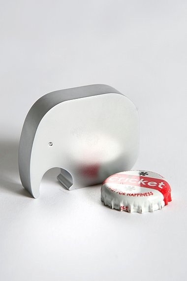 [elephant-bottle-opener-20090520-134027.jpg]