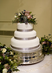 cake stand last hesta pugs married got december flowers