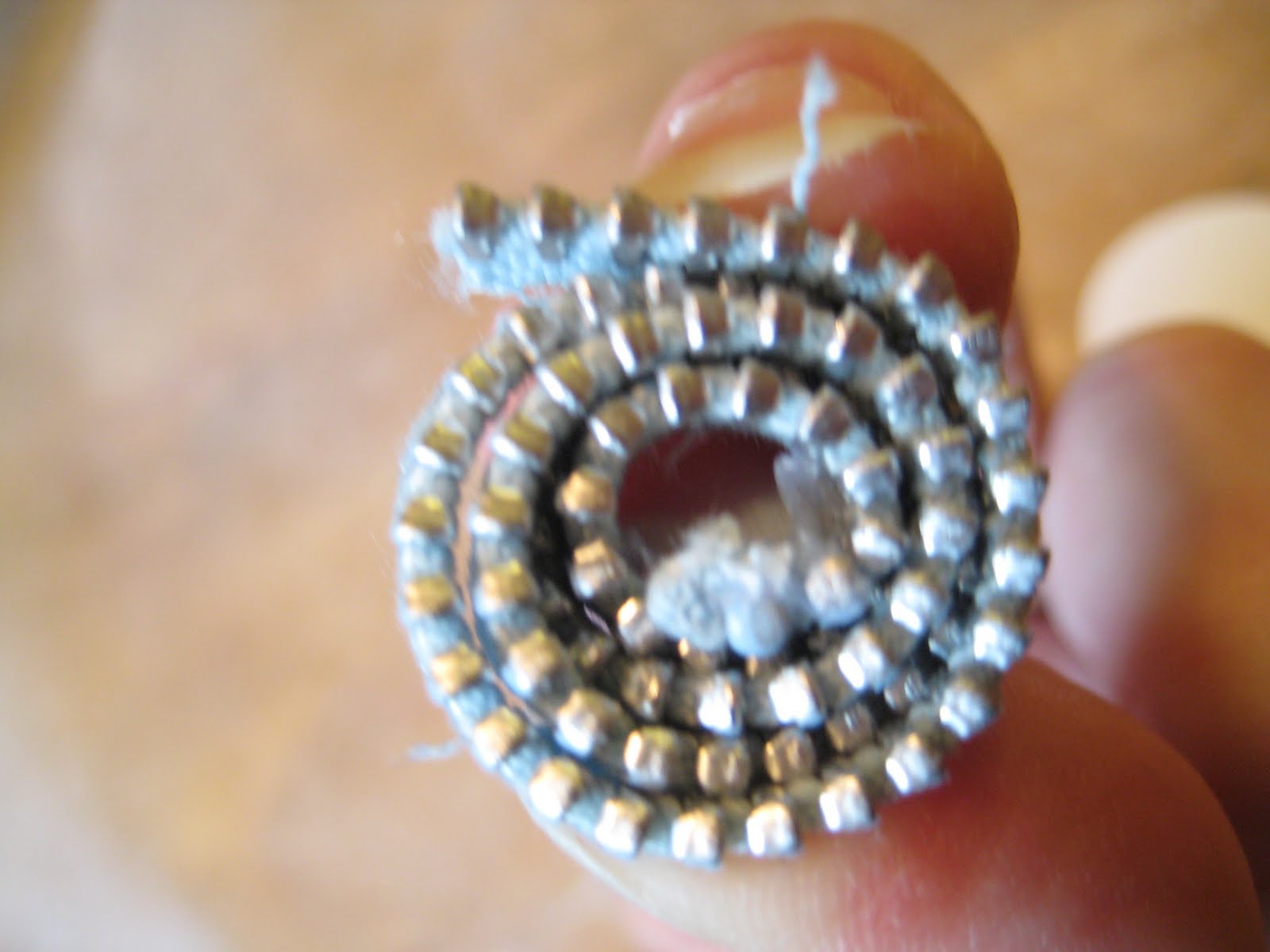 The Davis Dialogues Zippers Galore a tutorial for yet another flower