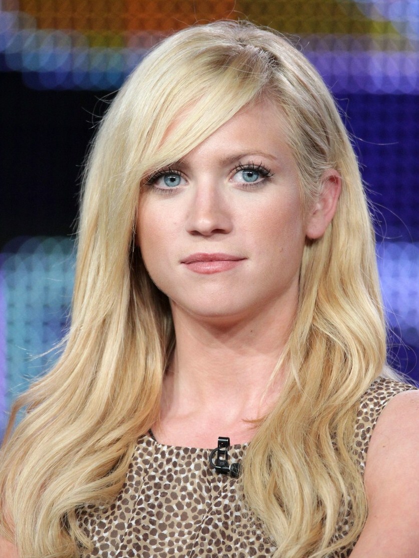 TeenCelebBuzz: Brittany Snow: TCA Press Tour Pretty