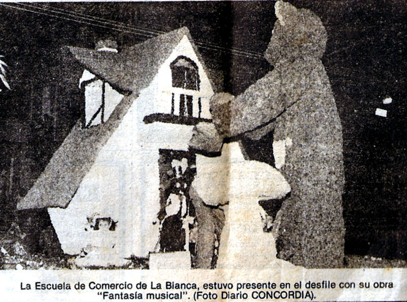 [1985+-+Comercio+La+bianca+-+Carrozas+-+Diario.jpg]