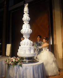 cakes giant cake tall elegant extravagant indian torta diary weddings extra