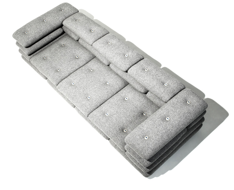 what makes us brick couches//versus