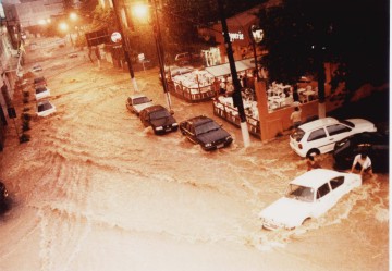 [imagens_noticias_enchente-centro2.jpg]