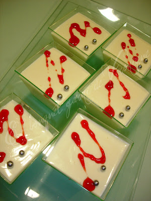 Pannacotta%2Bde%2Byogur%2Bcon%2Bcoraz%25C3%25B3n%2Bde%2Bfresa%2B1.jpg