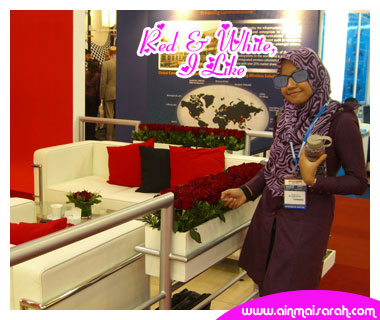 [ainmaisarah_redwhite.jpg]