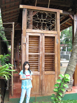 33 Trend Terbaru Pintu Rumah Belanda