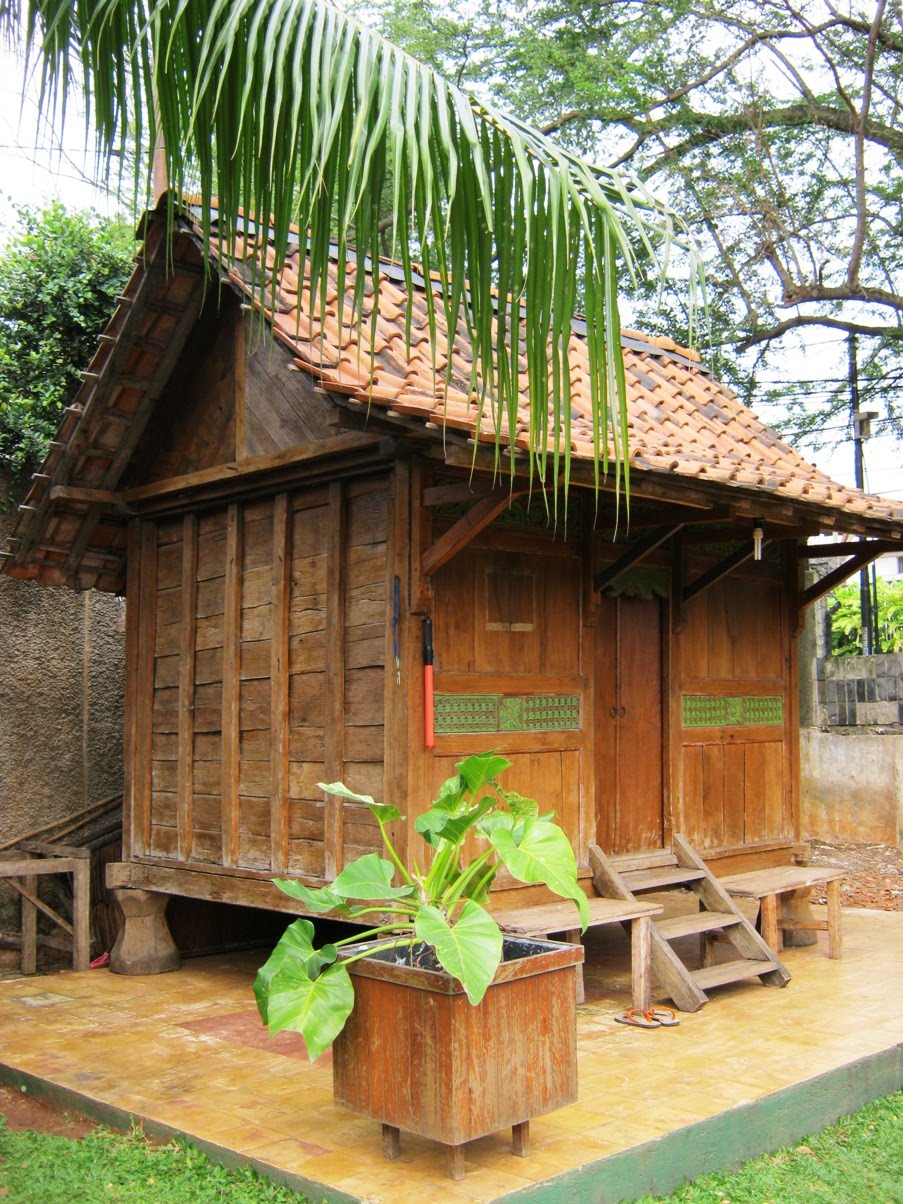 Toko Barang Antik Dijual Rumah Tua Kayu Jati 30 Desain