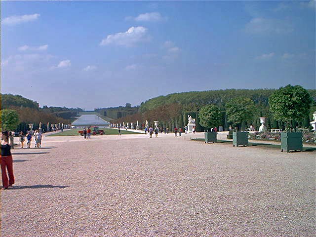 [France-Trip+019_edited.jpg]