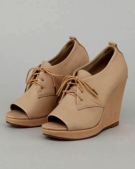 bone colored wedges