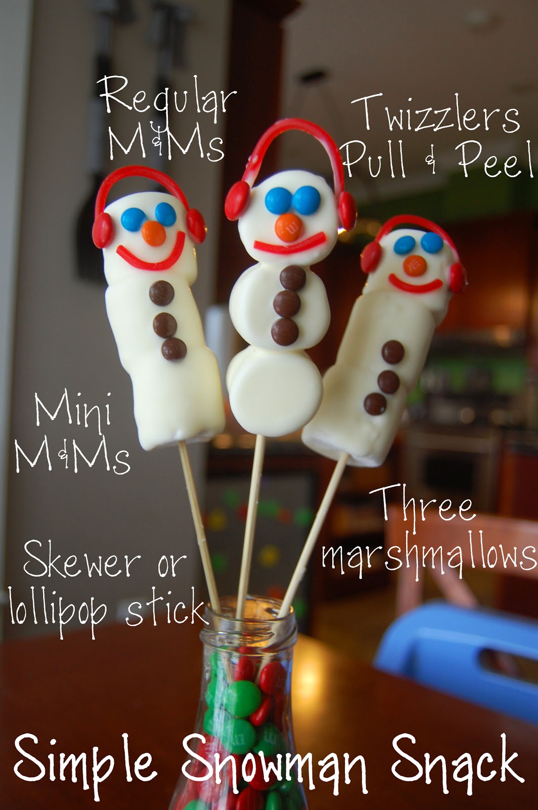 *Random Thoughts of a SUPERMOM!* Simple Snowman Snack