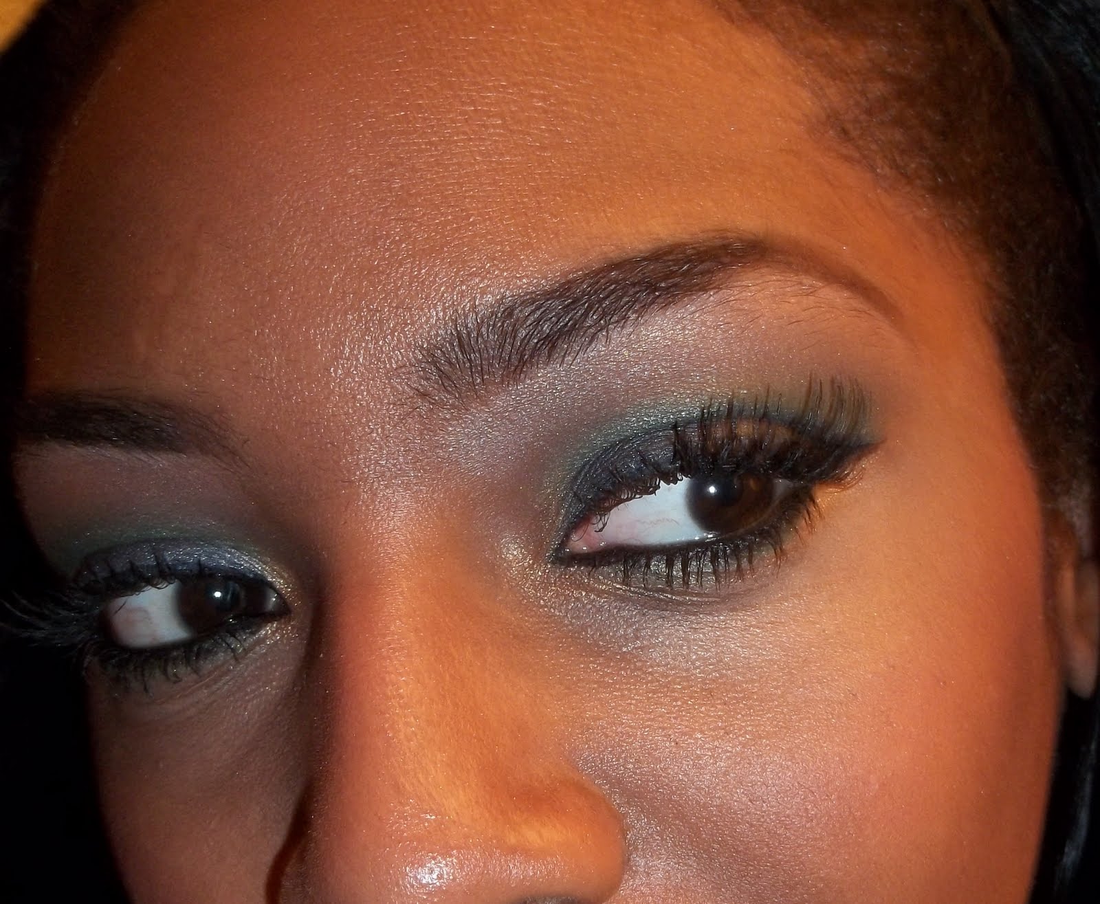 Indiara*Chelse: Makeup For Brown Eyes: Green and Grey