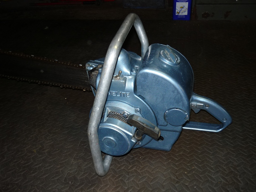 VINTAGE CHAINSAW COLLECTION HOMELITE ZIP (ZIP MODIFIED).