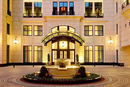 Hotel Inspiration: Waldorf Astoria Chicago