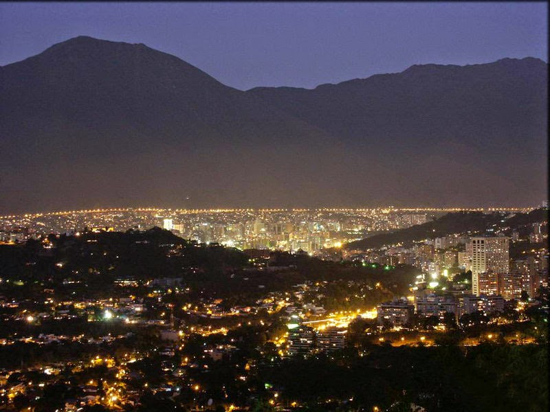 [Caracas_At_Night_by_BlackShaggy.jpg]