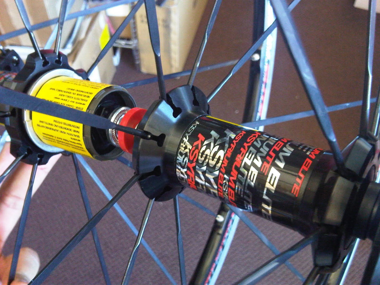 mavic ksyrium elite disc wheelset