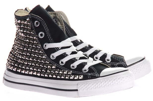 R2G2 COLLECTION: Converse Studded sneakers