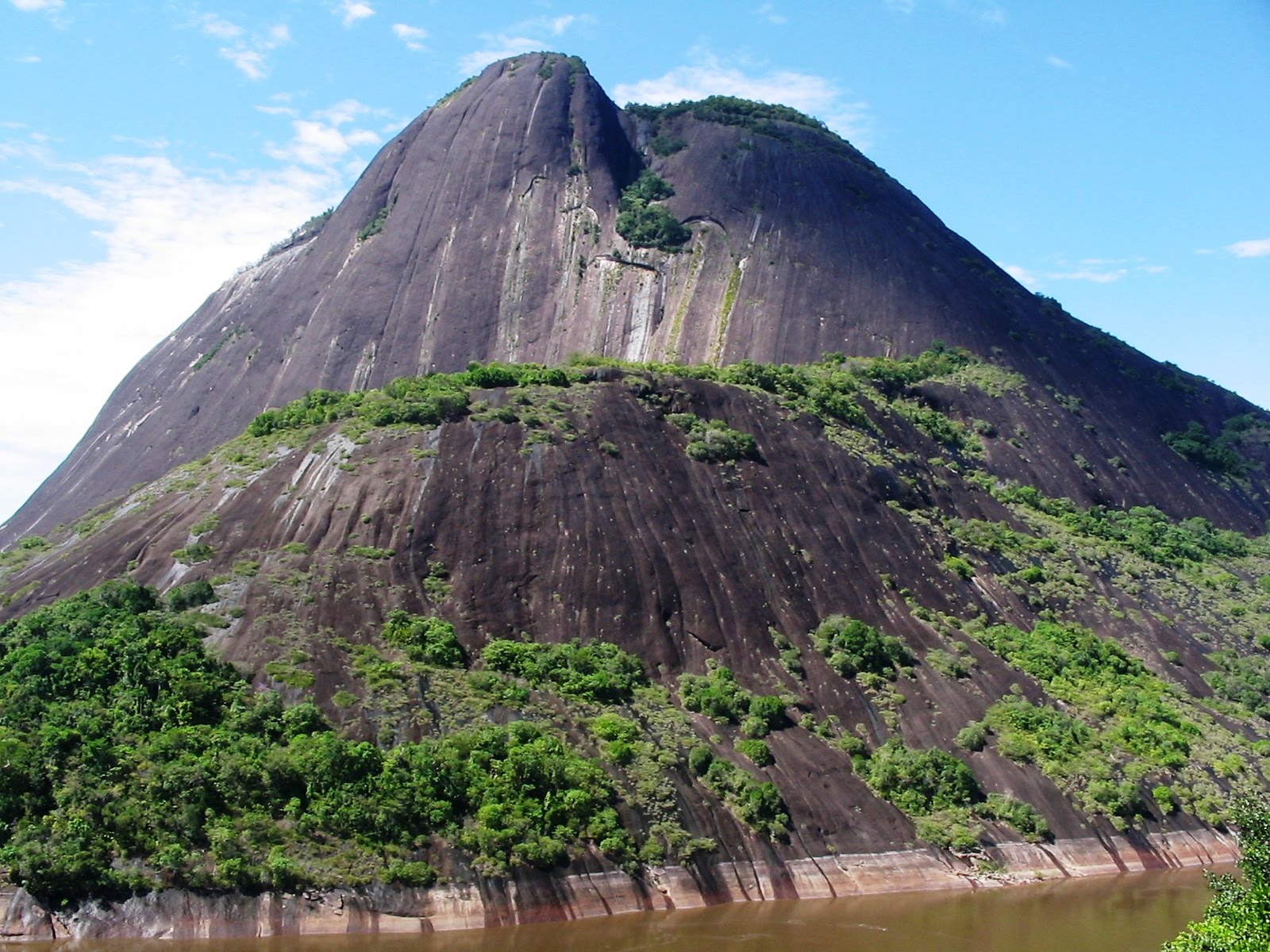 !EL GUAINIA¡: El Guainia y sus Cerros de Mavicure