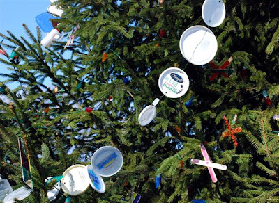 garbage+on+tree+ +email