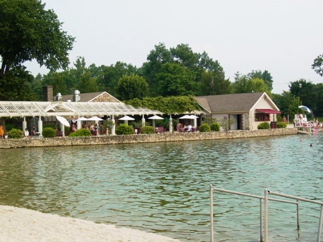 [Graydon%20Pool%20Photo%201.jpg]