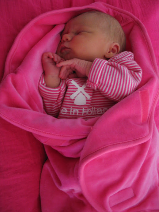 Tante Mathilde weet wat roze is!!