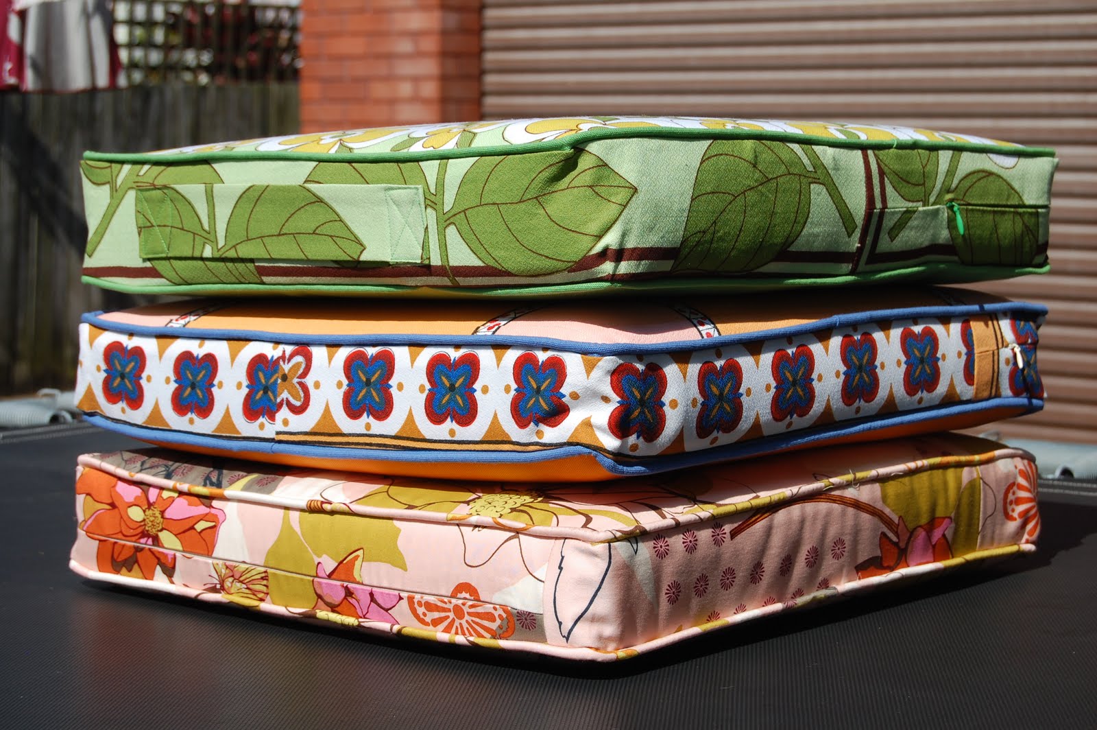 and sew it seams..... From Retro Tablecloths to Floor Cushions