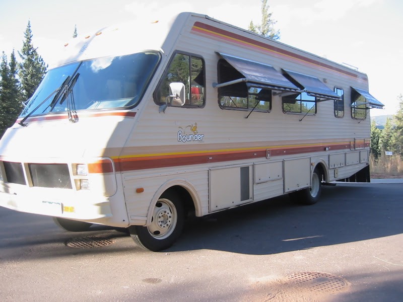 Кемпер Fleetwood Bounder