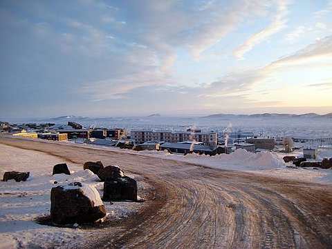 [town+of+Iqaluit1.jpg]