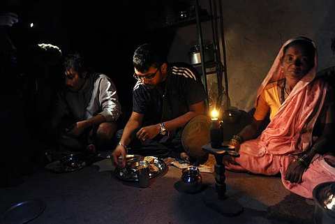 [India-tourism2.jpg]