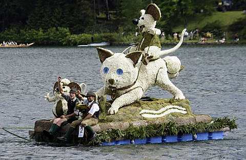 [daffodil+festival+3.jpg]