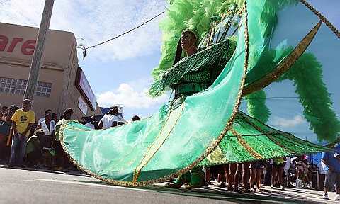 [dancer+wears+13.jpg]