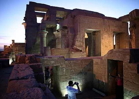 [Kom+Ombo+Temple3.jpg]