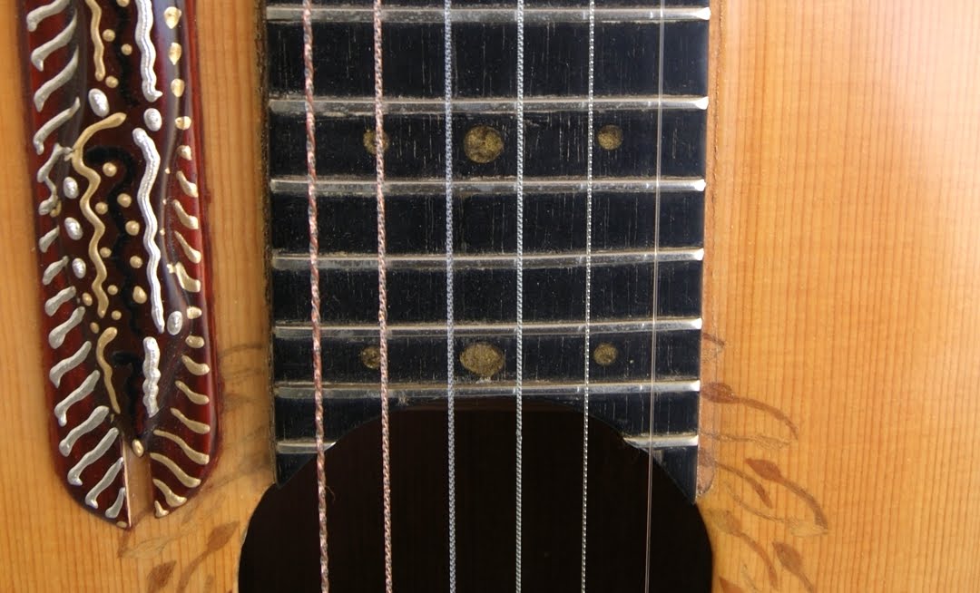 THE KERTSOPOULOS HIGH STRING GUITAR STRUNG WITH HIGH TUNING STRINGS (0 FRET=10TH FRET TUNING)