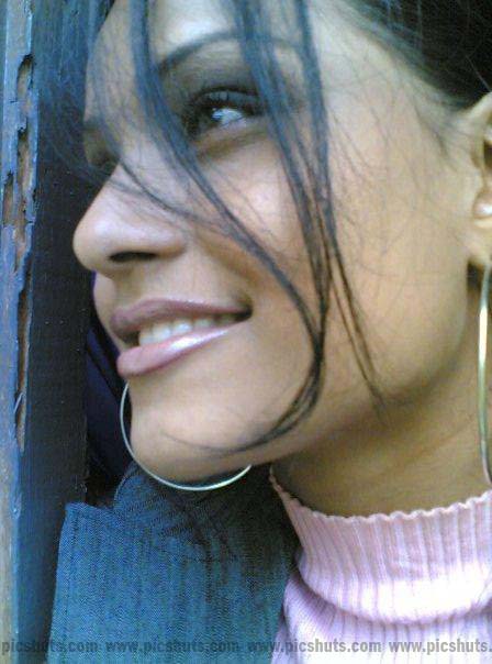 nilushi_abeykoon_13.jpg