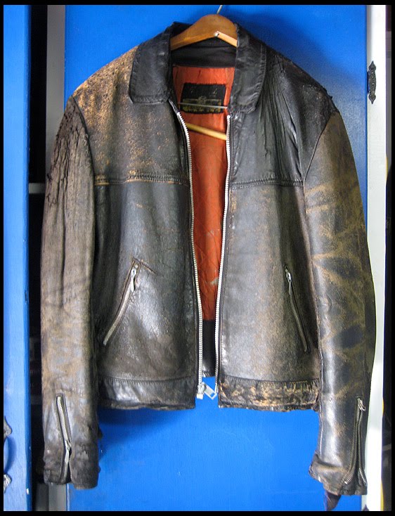 ton up classics: Black Leather Jacket