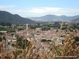 Vista parcial del pueblo de MAscota desde el Cerro de la Cruz