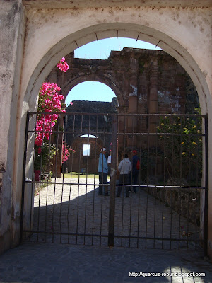 Templo de la Preciosa Sangre de Cristo, vista desde afuera, vista 2