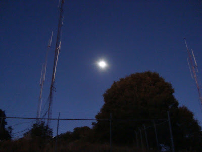 Luna en Cerro Viejo el 22 de enero de 2011 - 6:45 hrs