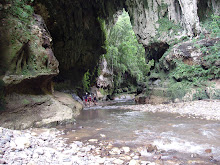 After a fresh hike...Cueva del Arco "Arch's Cave"