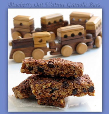 BLUEBERRY OAT WALNUT GRANOLA BARS...Yummy mouthful!