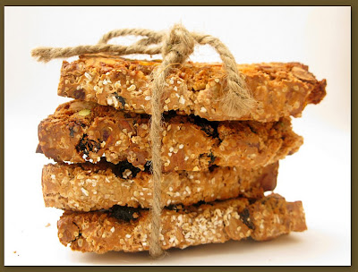 2009 03 17+bugs,jewelled+biscotti,+trifle19