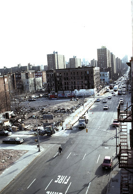 Photo of transitional space in Harlem, by Camilo Jose Vergara