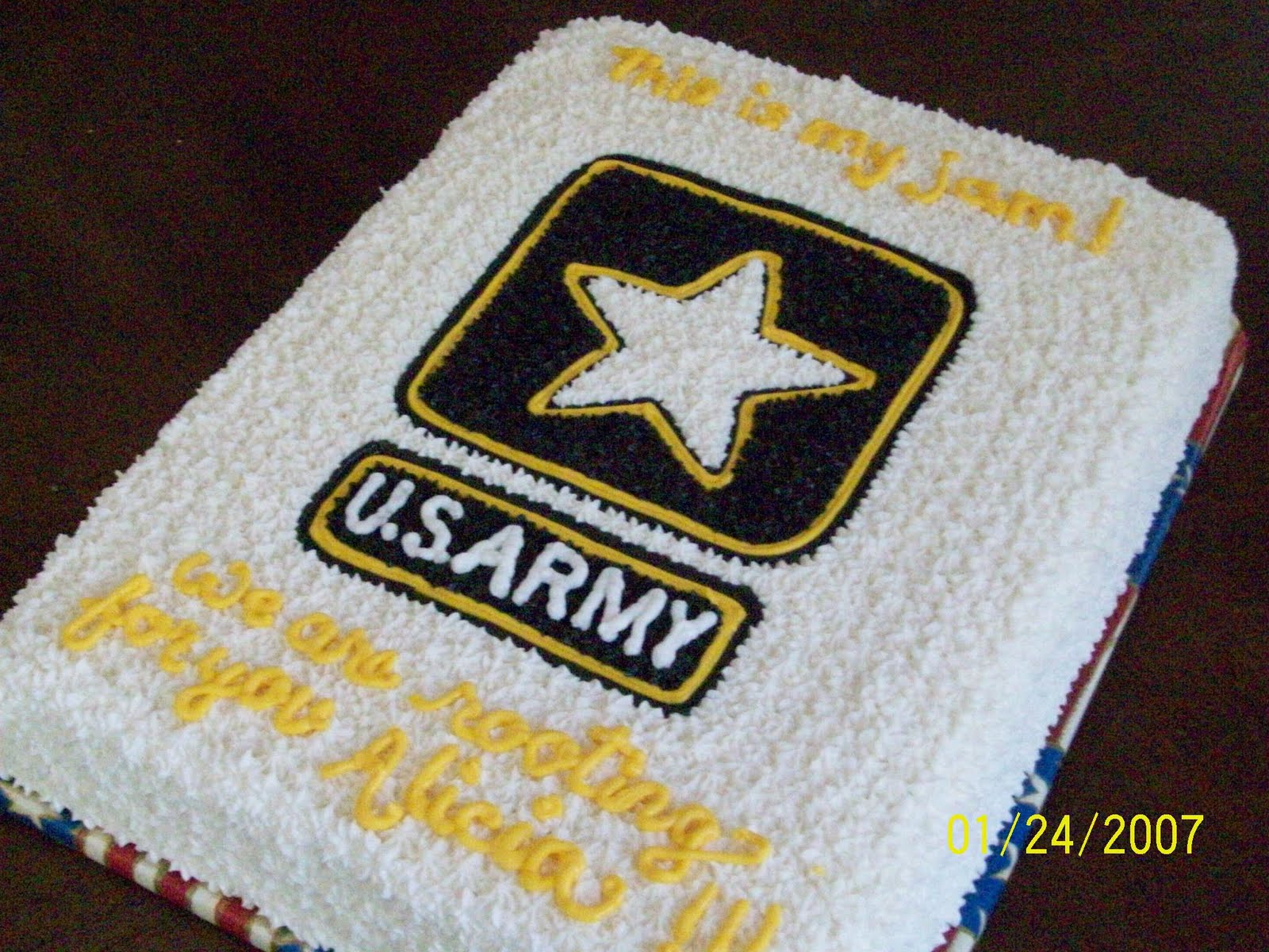 Army Cake Design : Creatively Designed Cakes: Alicia's Army Cake. 
