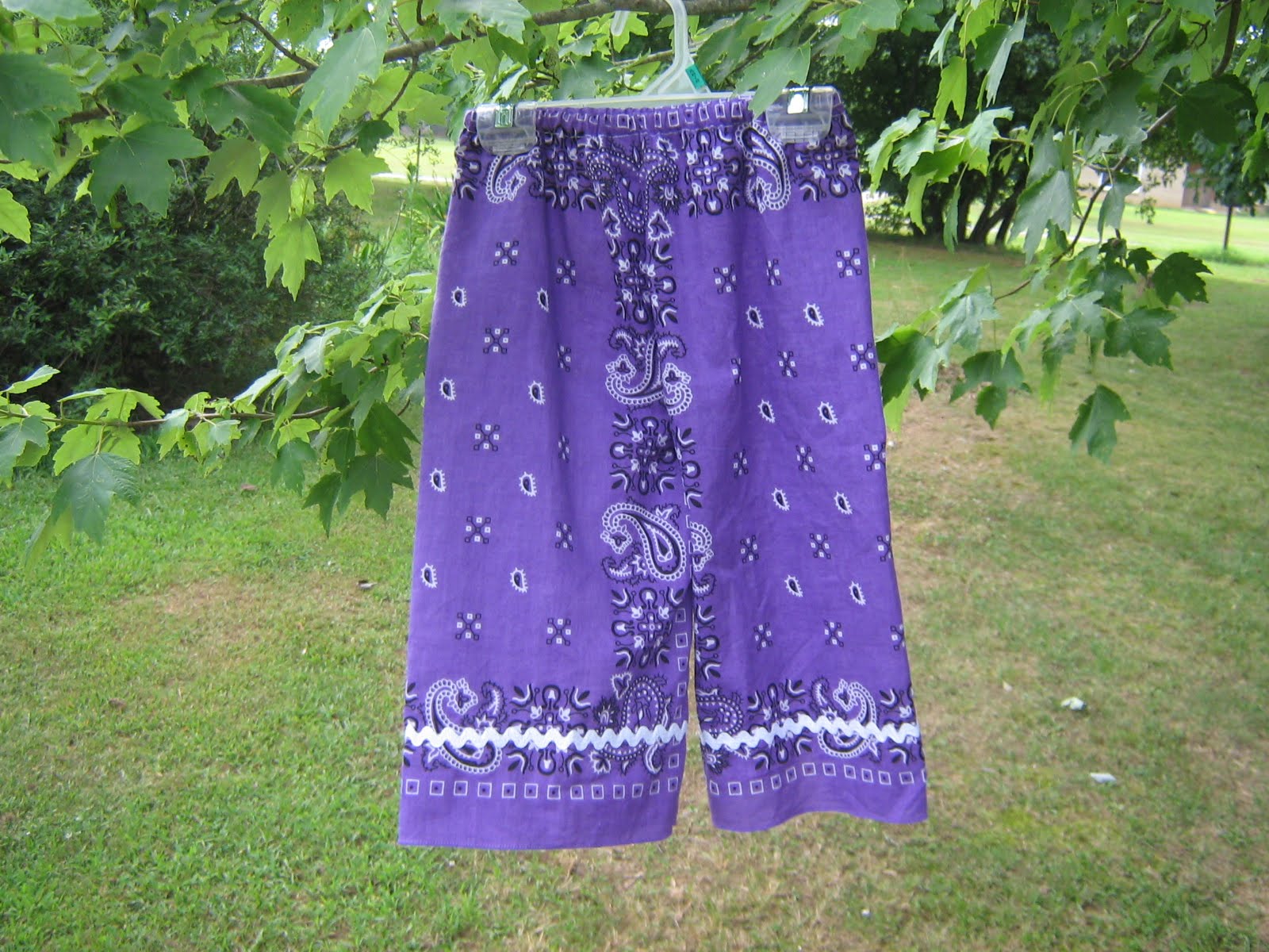 Crazy Town Creations Bandana Pants Tutorial